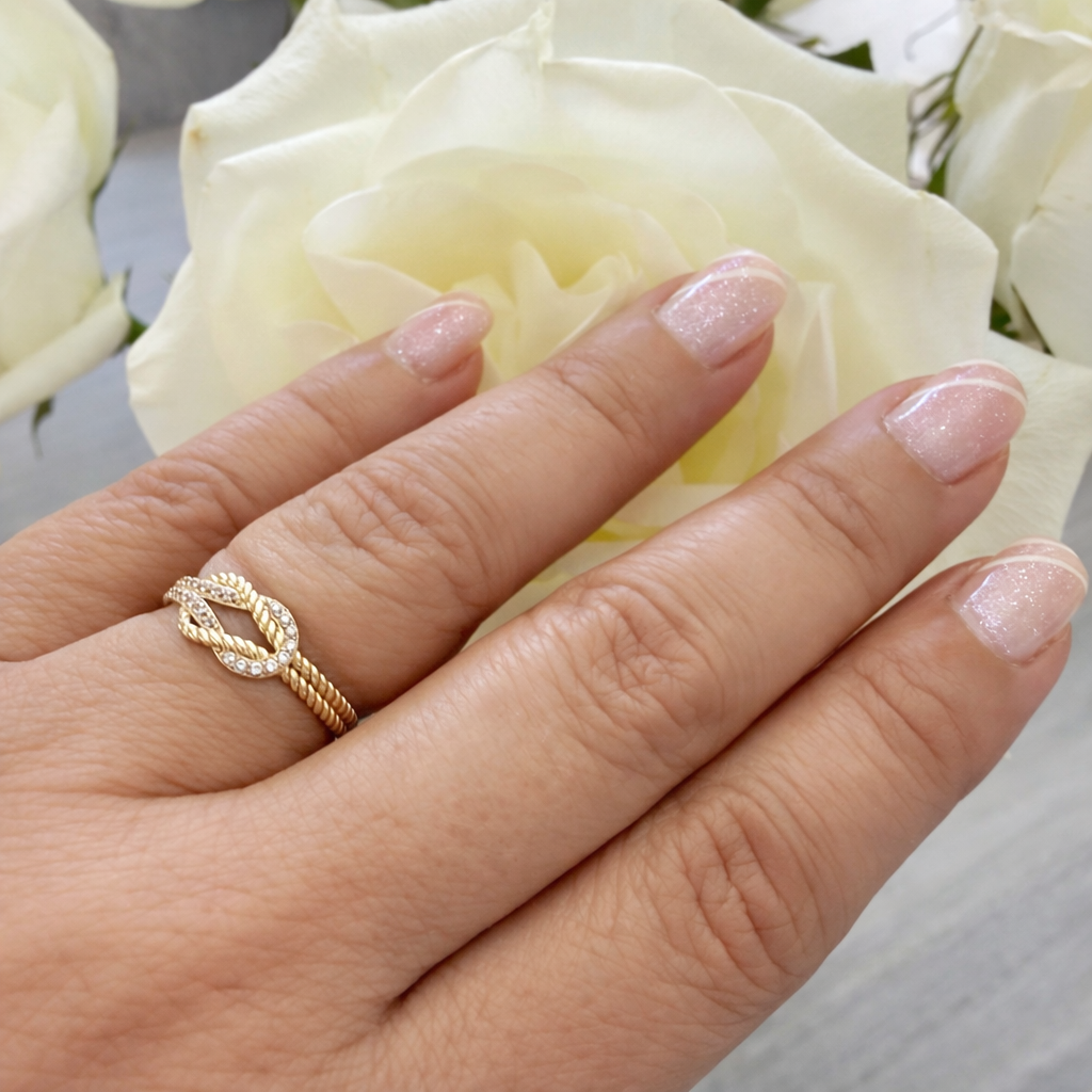 10K Gold Semi-Woven Ring with Cubic Zirconia - Size 7.5