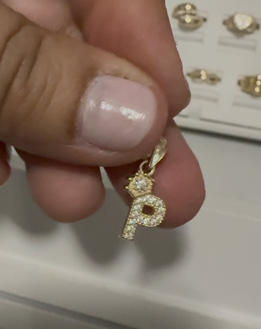 10k gold initial pendant letter P with unisex zirconia crown