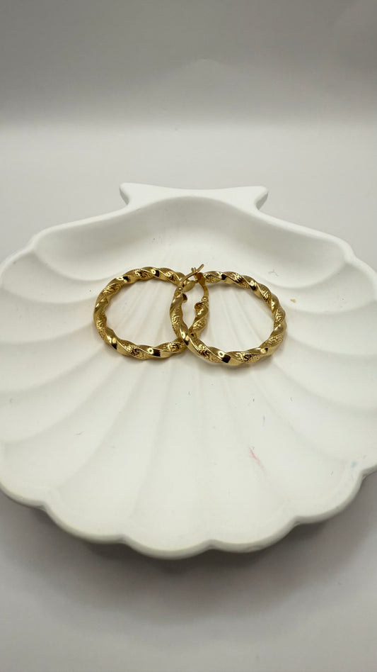 Aros Versa de oro de 10k para mujer, talla 4