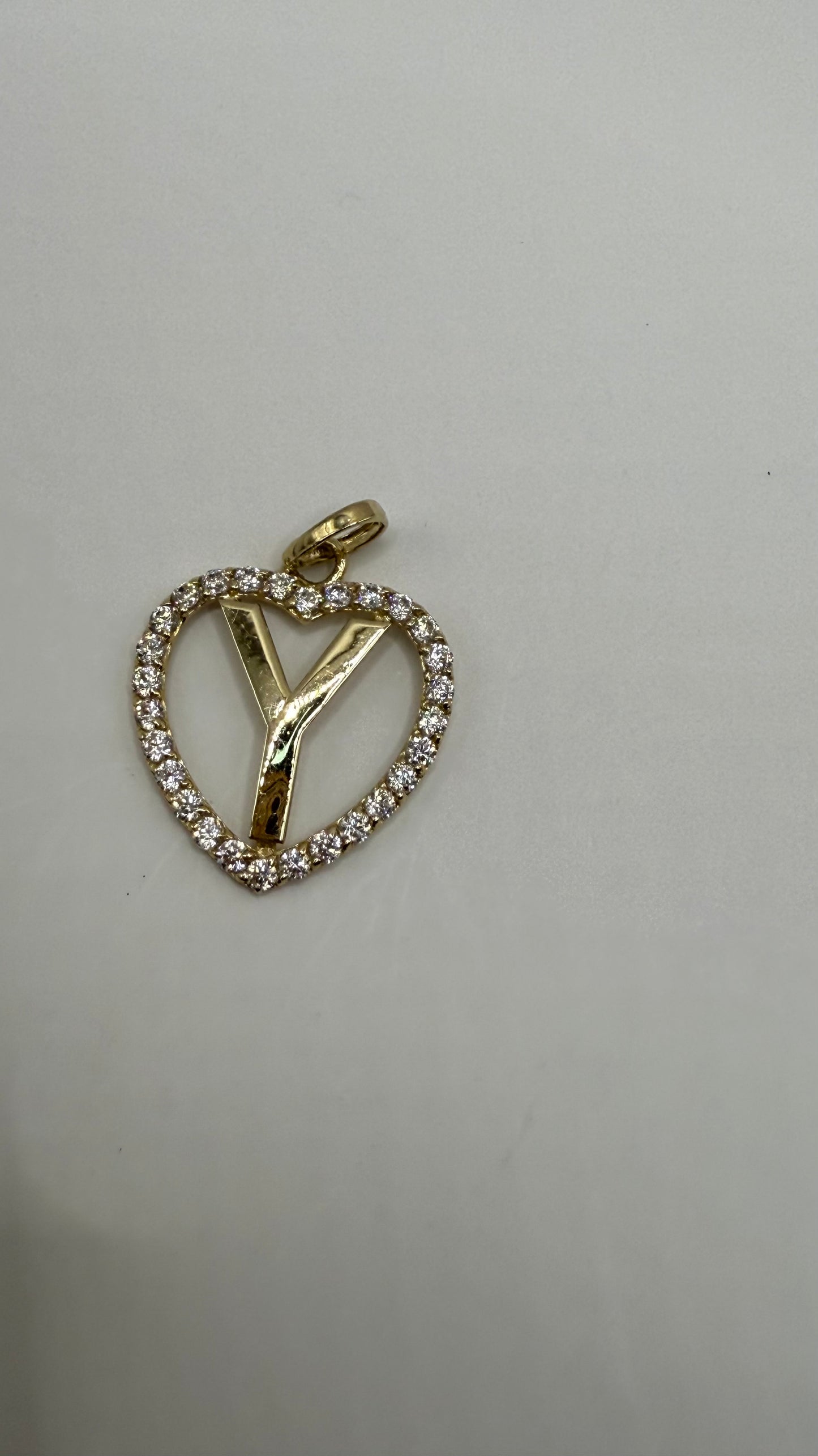 10k gold initial heart pendant with zirconia, letter Y for women