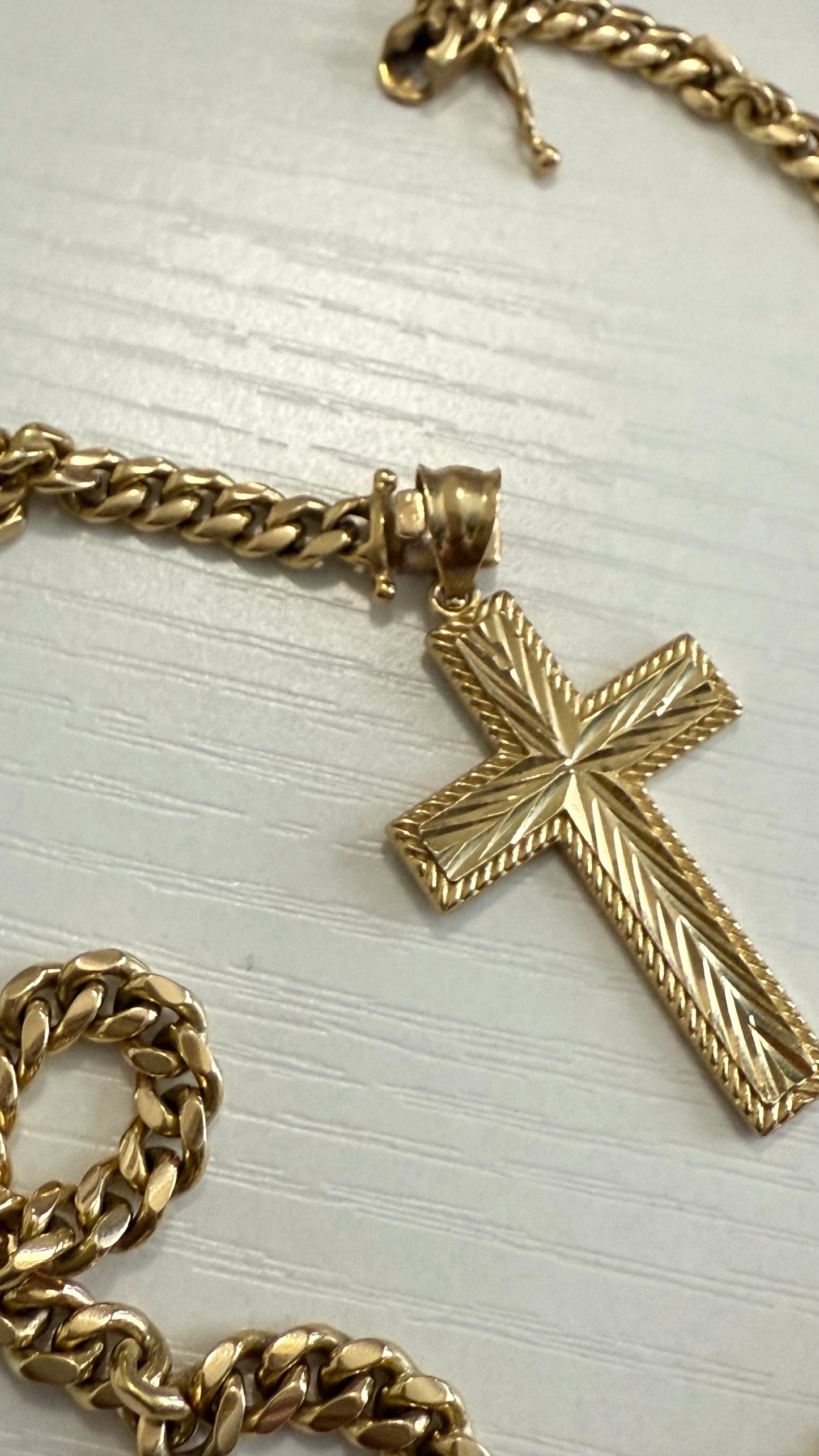 Men's 14k Gold Cross Pendant