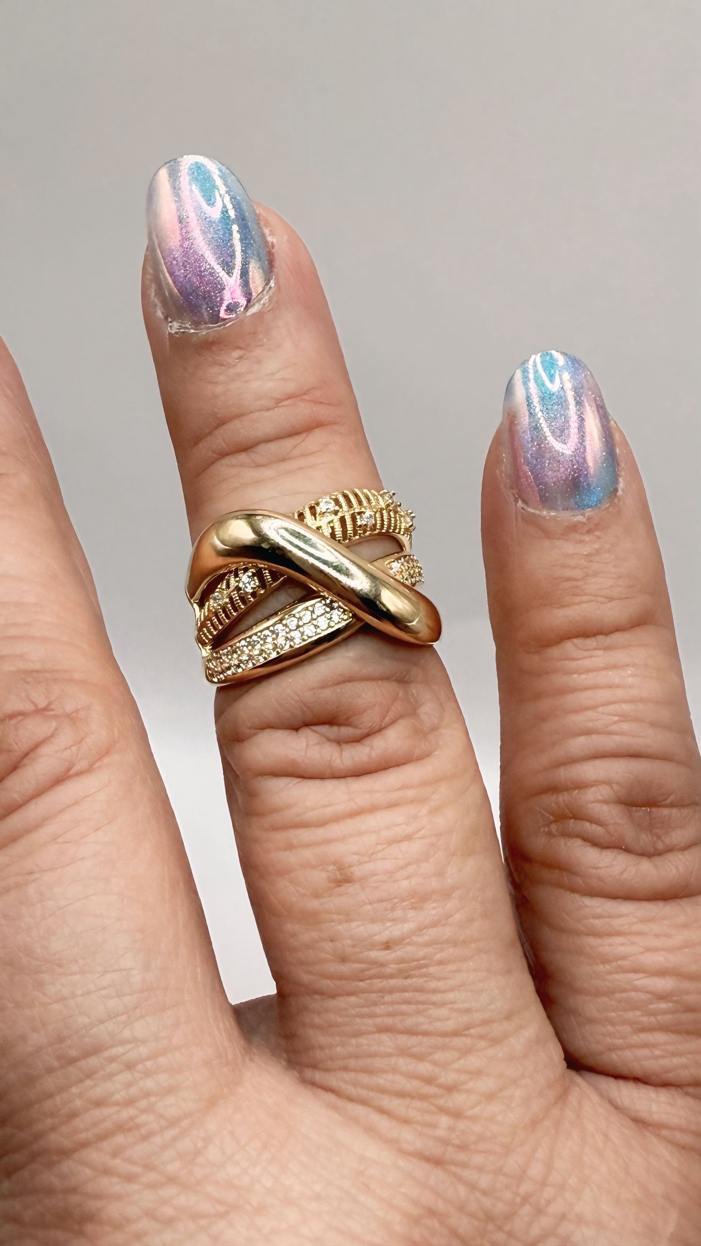 Versace 10k gold ring size 8 1/2 for women
