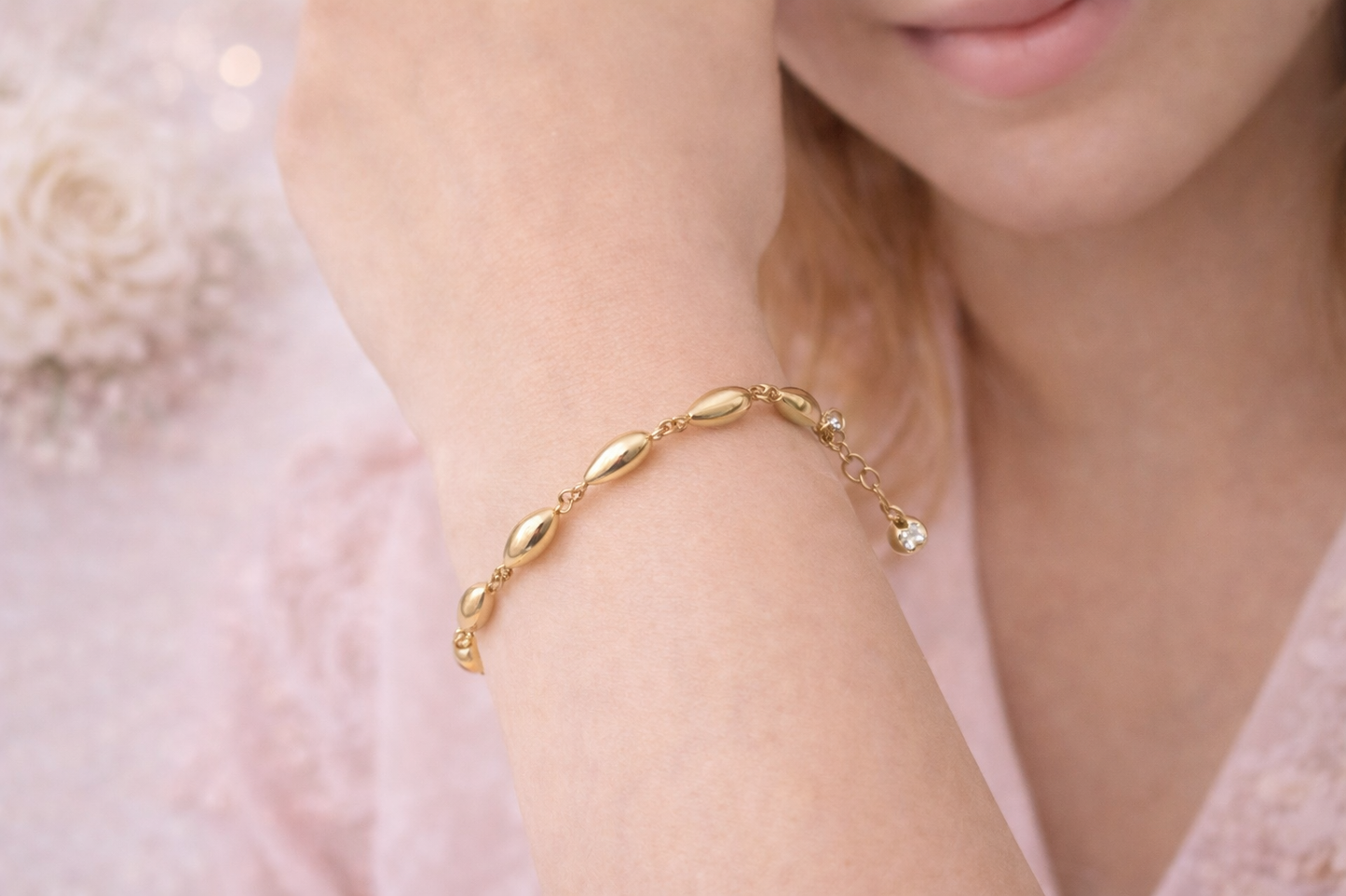 10K Gold Teardrop Bracelet Size 8