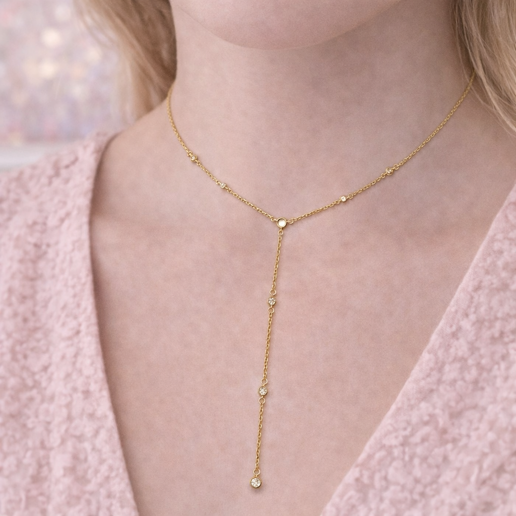 14K Gold Bow Tie Chain Necklace 24 Inch