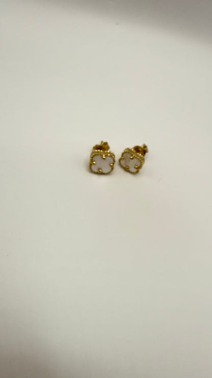 Aretes clover Blanca's de oro 10k de mujer
