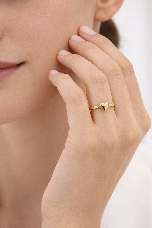 Anillo de corazón de oro de 10 quilates para mujer, talla 8